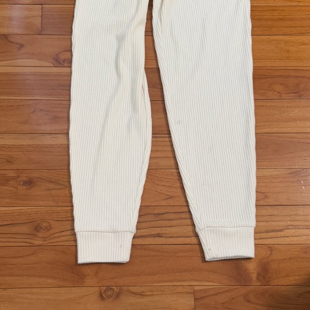 Women Alo Yoga Muse Sweatpant Ivory Relaxed Fit Extra Small Yoga Athleisure - Picture 4 of 10